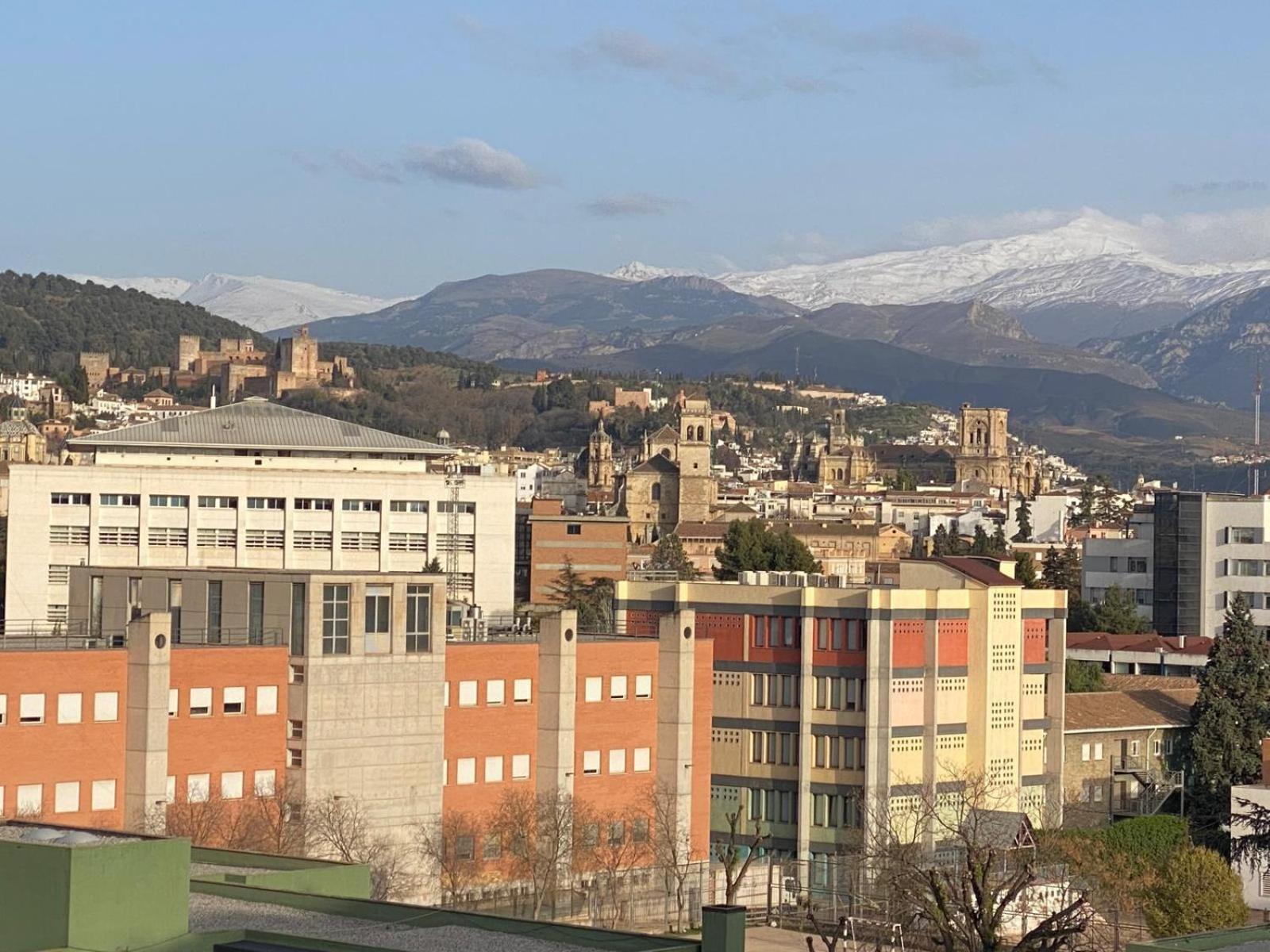 H&H Suite Mirador De Granada Vistas A La Alhambra Y Sierra Nevada ภายนอก รูปภาพ